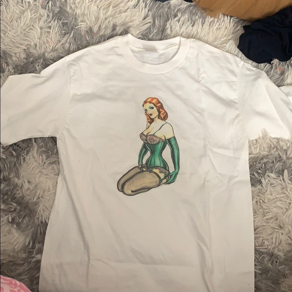 Soaponthecouch pinup model T-shirt